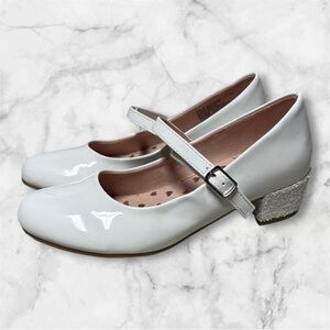 Kohl's White Patent Mary Jane Shoes with Glitter Heel girls size 2